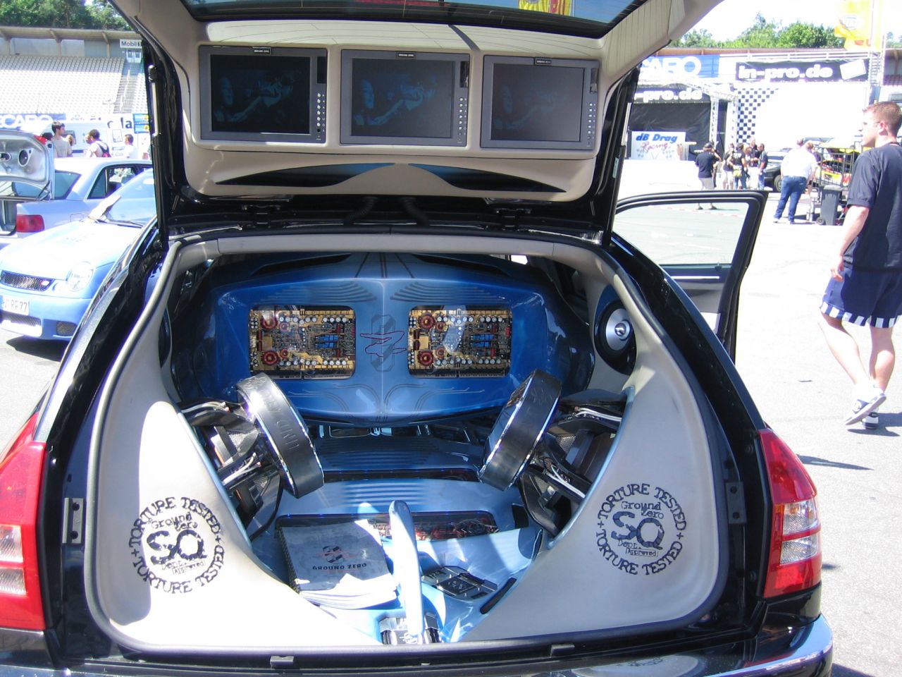 recaro06_68.jpg