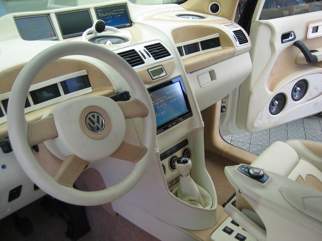 recaro06_52.jpg