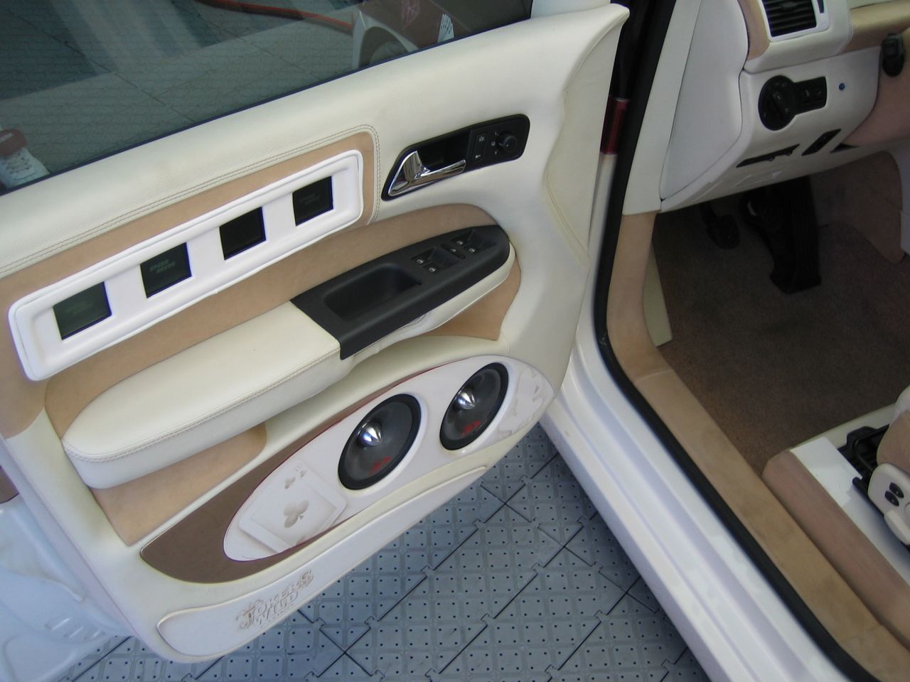 recaro06_53.jpg