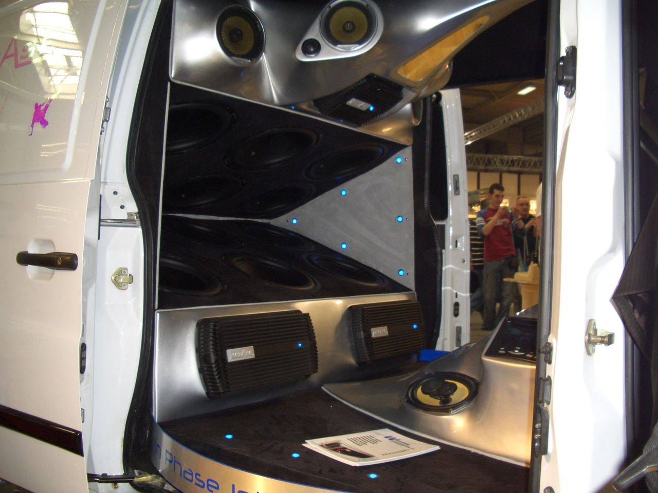 Car_Sound_06_006.jpg
