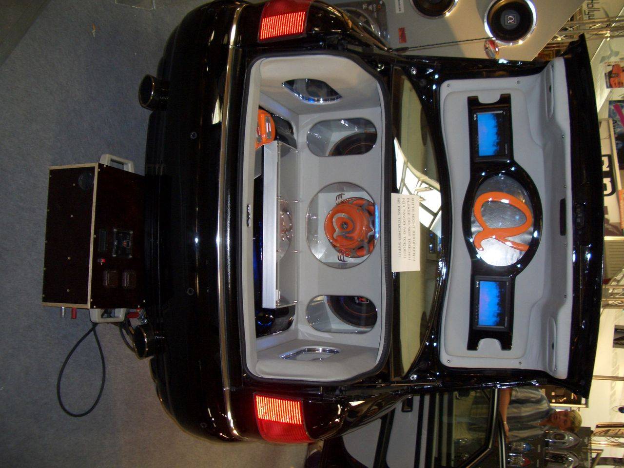 Car_Sound_06_043.jpg