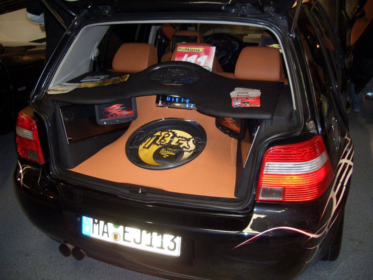 Car_Sound_06_052.jpg