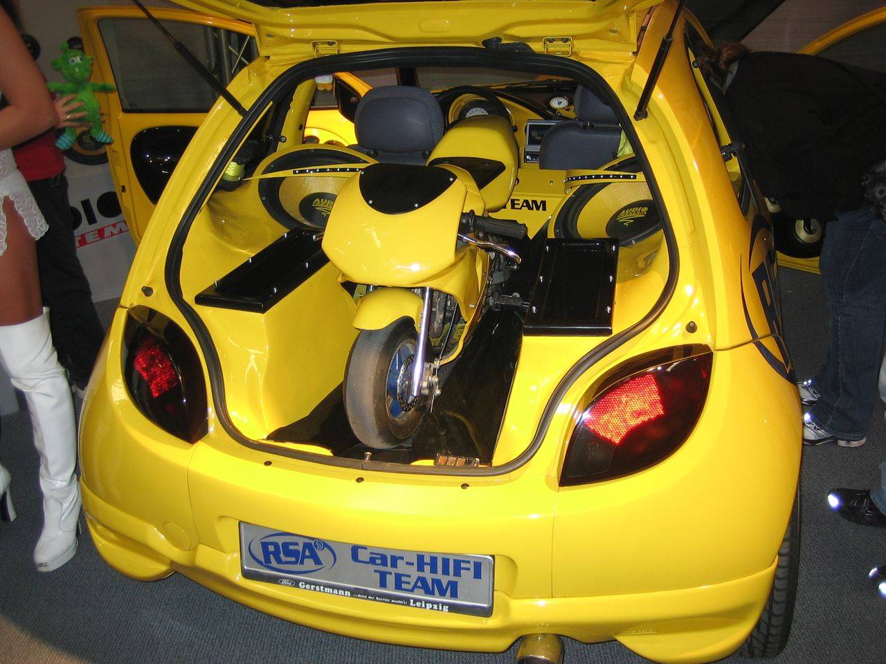 Car_Sound_06_136.jpg