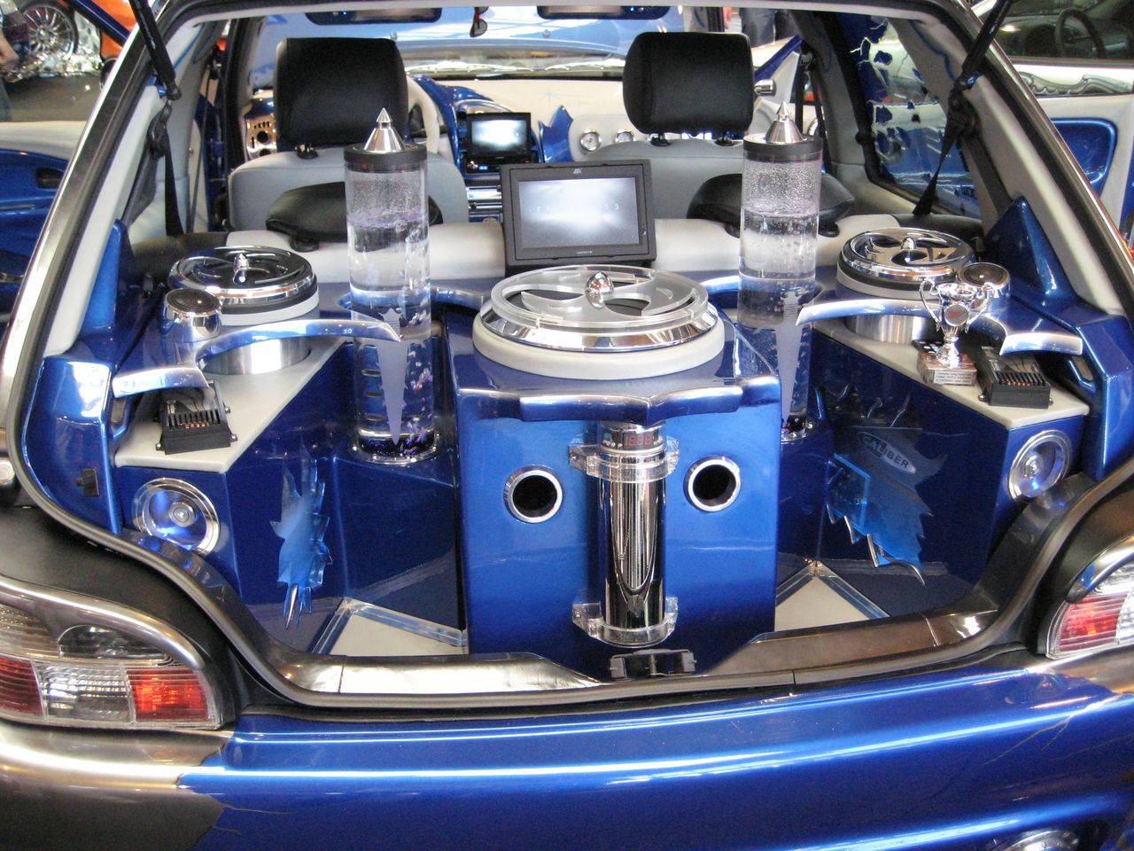 TWB08_172.jpg